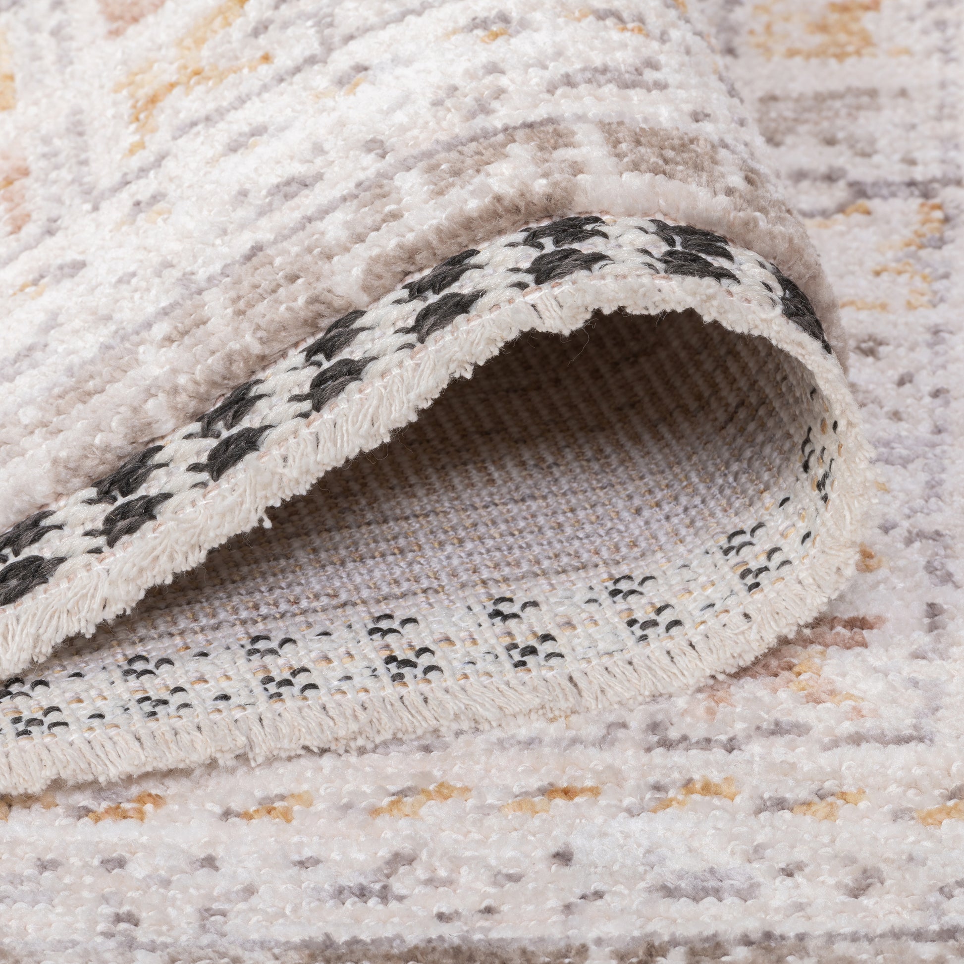 Regal Persian Cream Rug - Erbanica