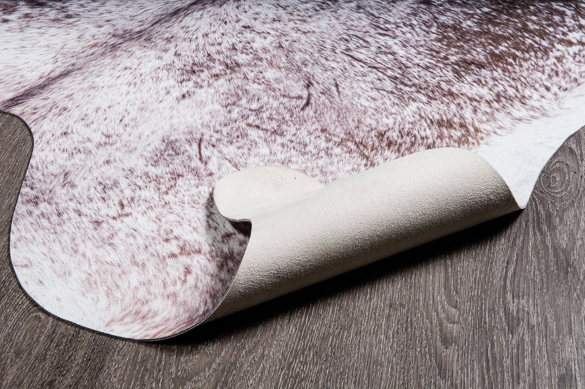 Krava 118341 Faux Cowhide Indoor Rug - Erbanica