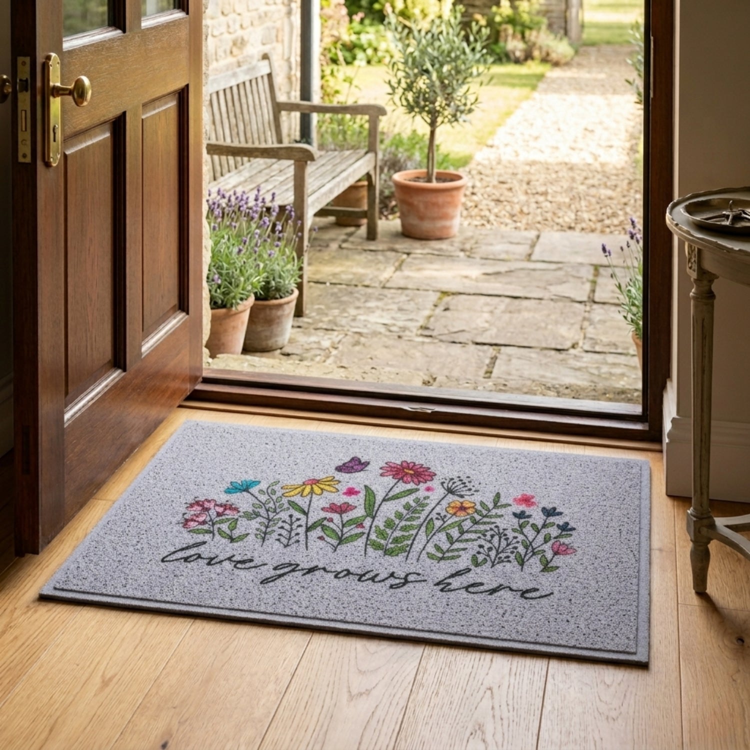 Matologie Love grows here Bouquet Easy Clean Indoor-Outdoor Door Mat - Erbanica
