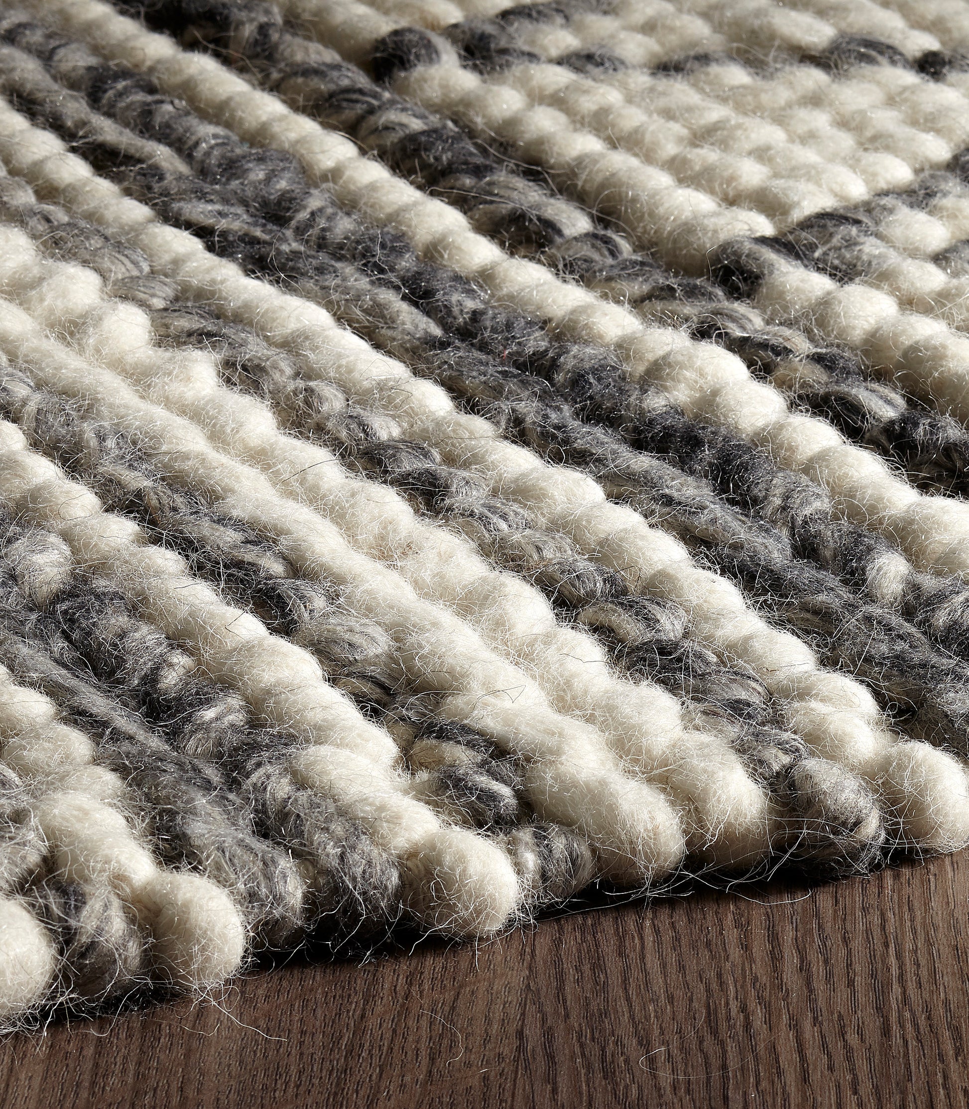 Hand Knotted Wool Ivory Grey Area Rug - Erbanica